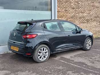 Used Renault Clio 2016 for sale - 74709227: Photo