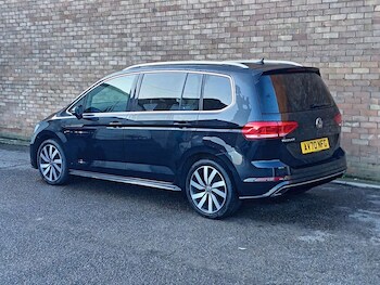 Used Volkswagen Touran 2020 for sale - 77477787: Photo