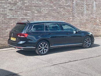 Used Volkswagen Passat 2022 for sale - 79178135: Photo