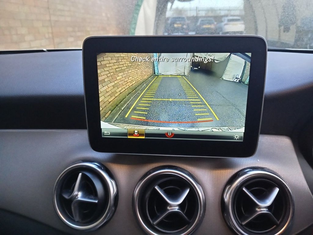 Used Mercedes-Benz GLA 2018 for sale - 77407920: Photo 2