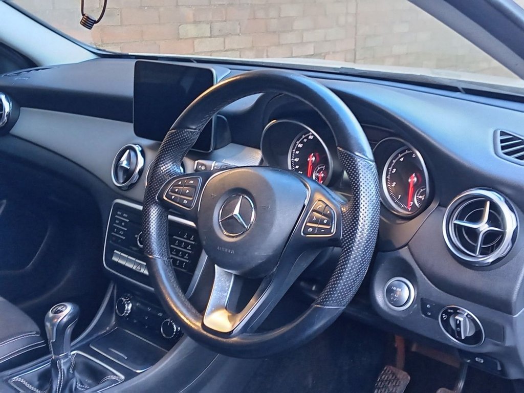 Used Mercedes-Benz GLA 2018 for sale - 77407920: Photo 8