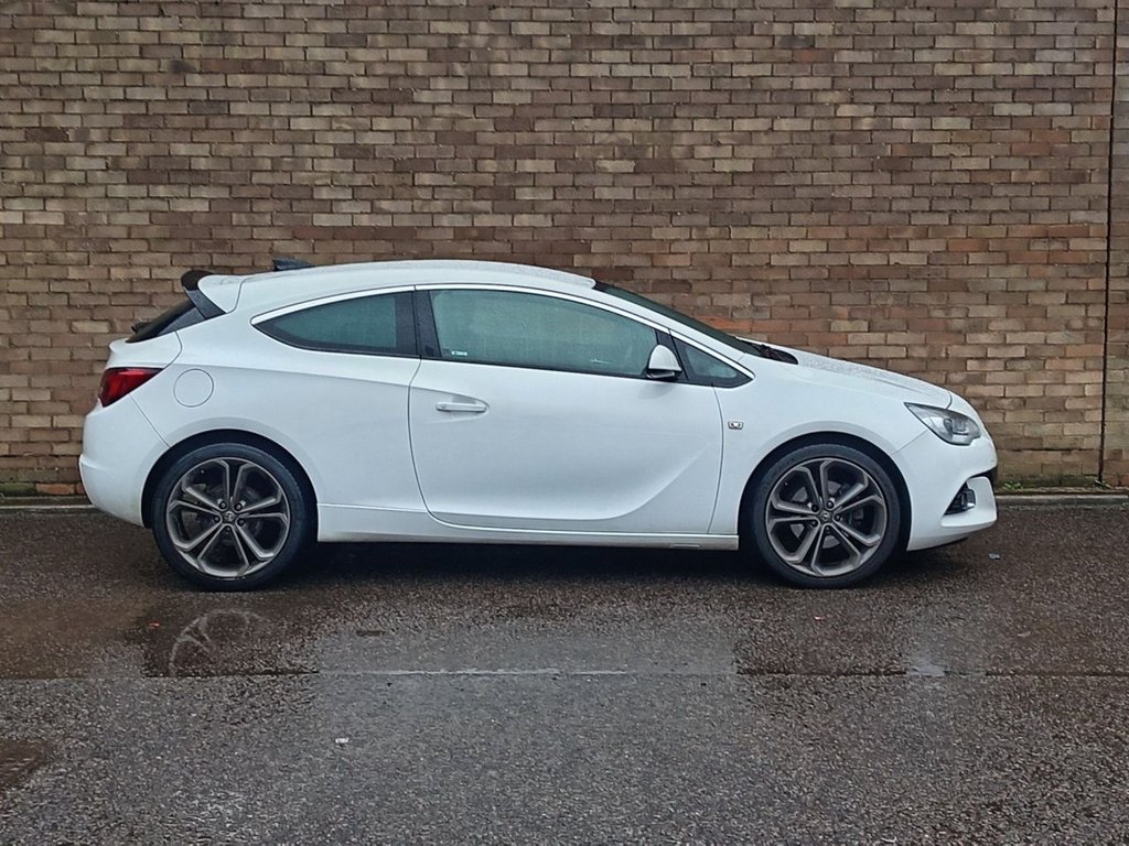 Used Vauxhall Astra GTC 2016 for sale - 77551848: Photo 2