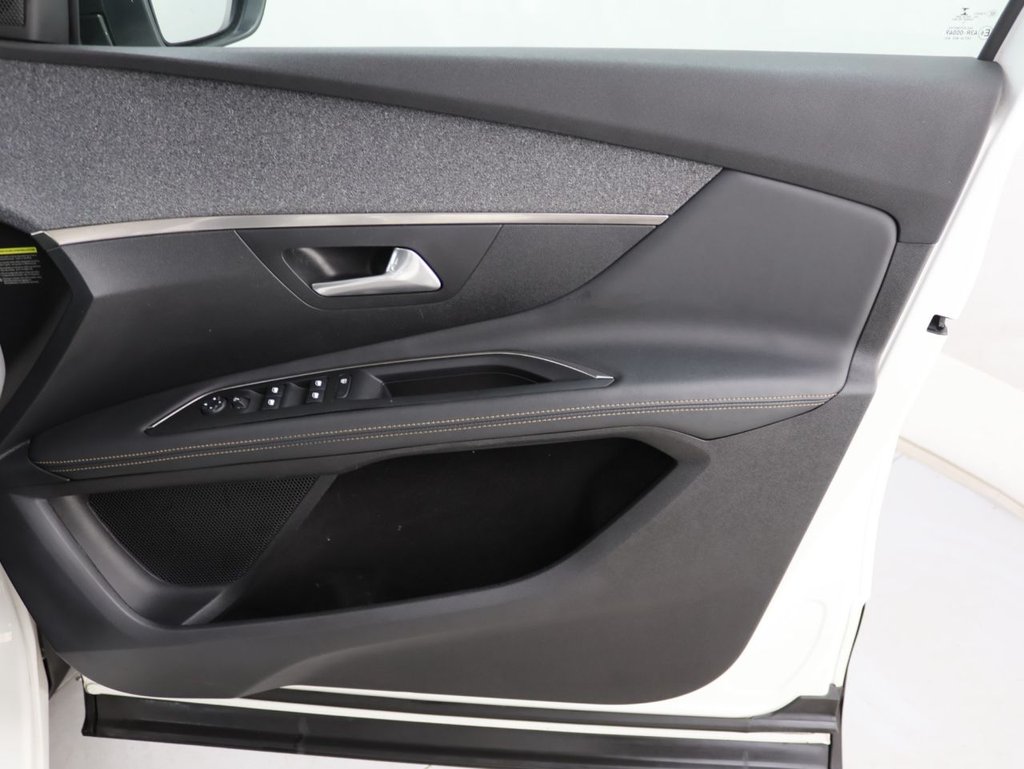 Used Peugeot 3008 2019 for sale - 76520567: Photo 30