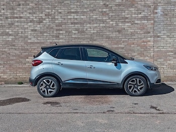 Used Renault Captur 2016 for sale - 78468570: Photo