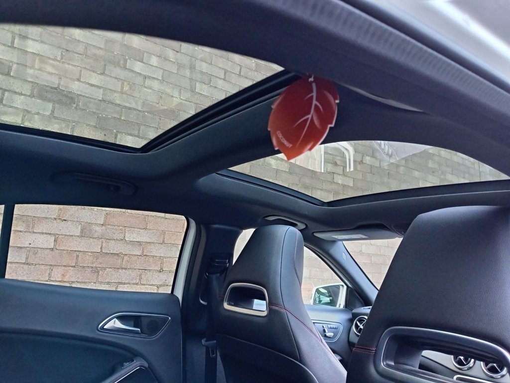 Used Mercedes-Benz GLA 2019 for sale - 77048987: Photo 2