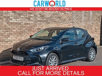 2023 (23) - 1.5 VVT-h Icon Hatchback 5dr Petrol Hybrid E-CVT Euro 6 (s/s) (116 ps)