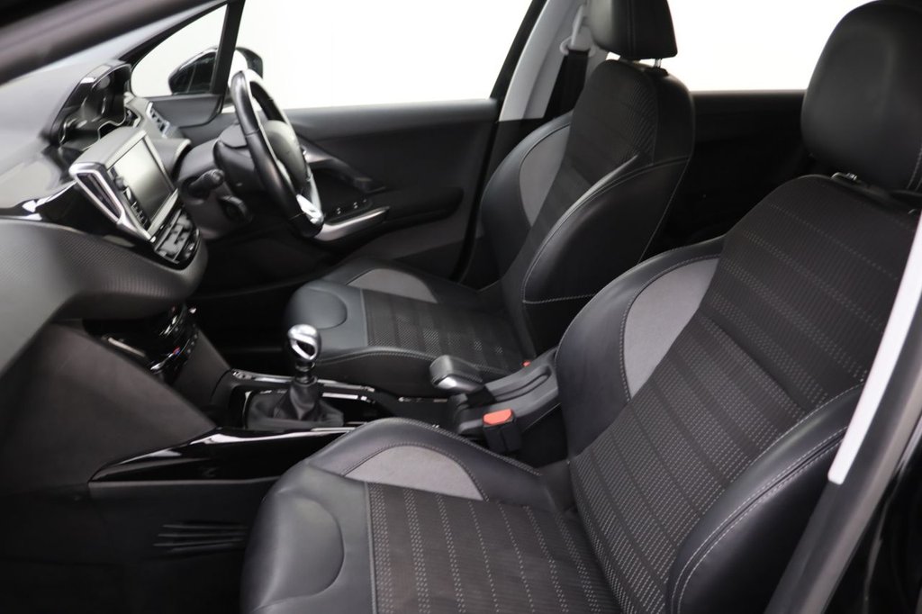 Used Peugeot 2008 2018 for sale - 76542186: Photo 22