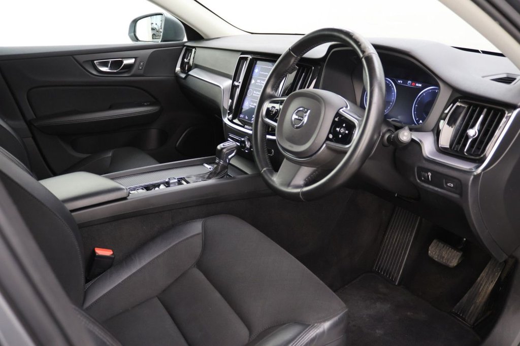 Used Volvo V60 2019 for sale - 78016818: Photo 10