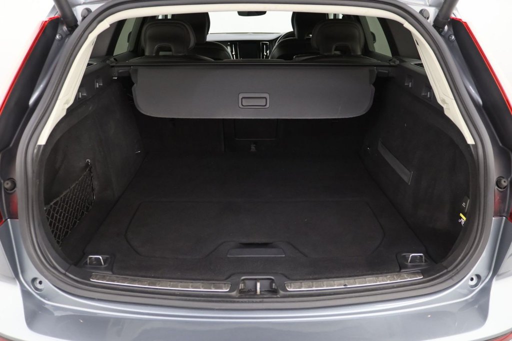 Used Volvo V60 2019 for sale - 78016818: Photo 23