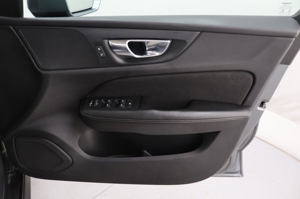 Used Volvo V60 2019 for sale - 78016818: Photo 25