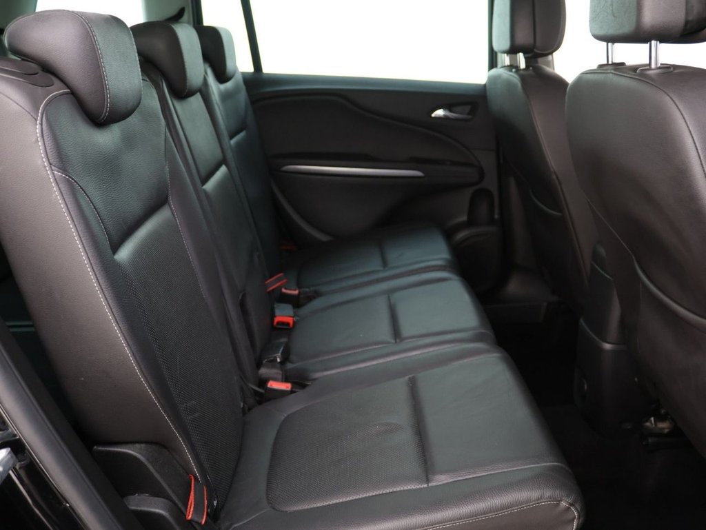 Used Vauxhall Zafira 2018 for sale - 78181111: Photo 16