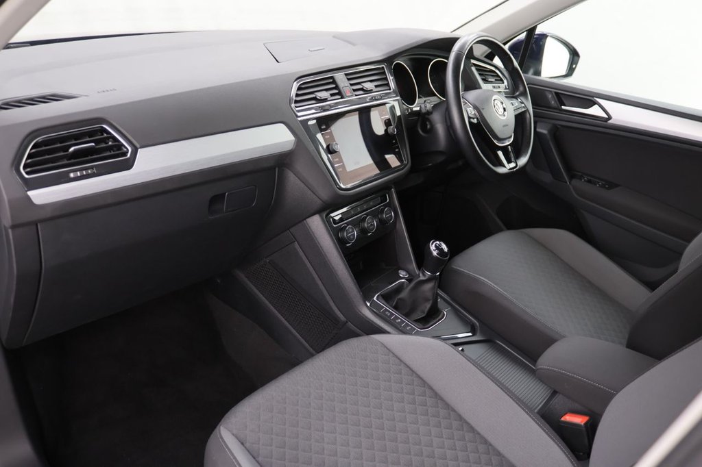 Used Volkswagen Tiguan 2019 for sale - 76454002: Photo 24