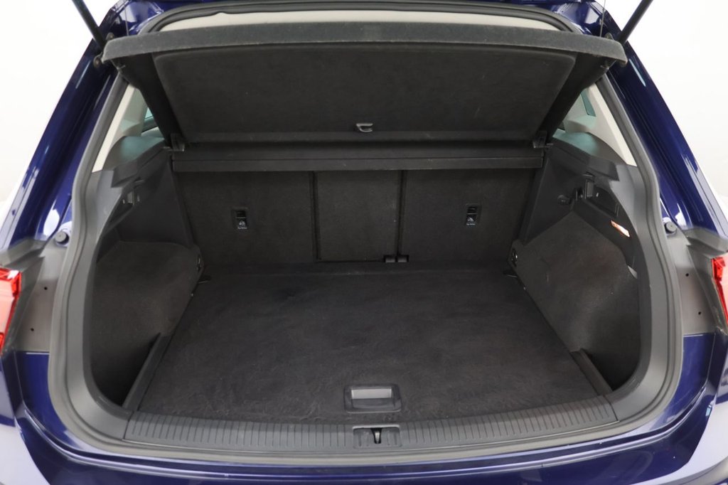Used Volkswagen Tiguan 2019 for sale - 76454002: Photo 25