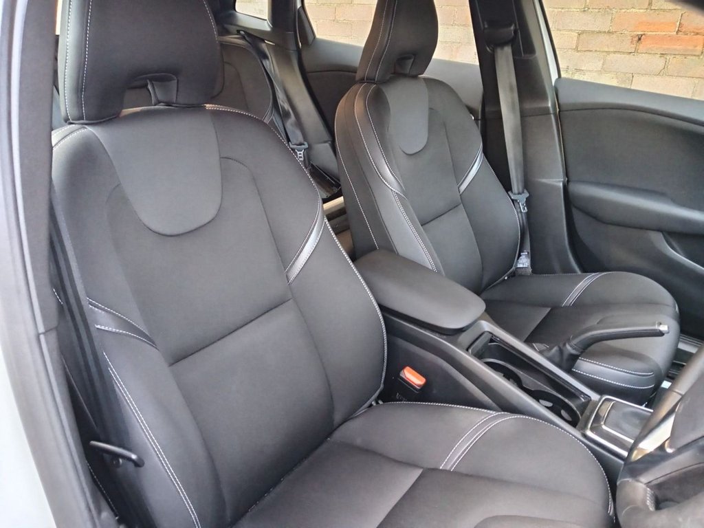 Used Volvo V40 2019 for sale - 77593975: Photo 8