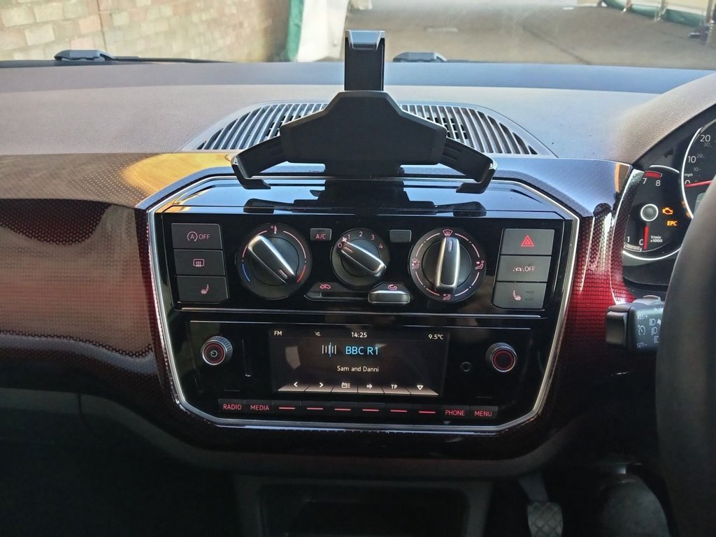 Used Volkswagen up! 2021 for sale - 77014244: Photo 4