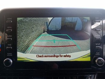 Used Toyota C-HR 2023 for sale - 79288882: Photo
