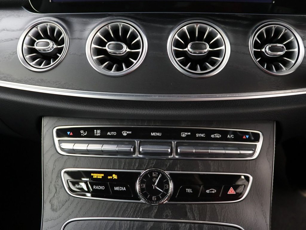 Used Mercedes-Benz E Class 2018 for sale - 76541977: Photo 13