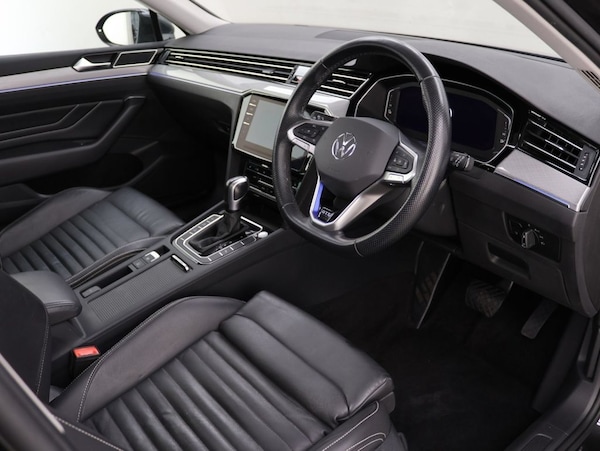 Used Volkswagen Passat 2021 for sale - 76301020: Photo 11
