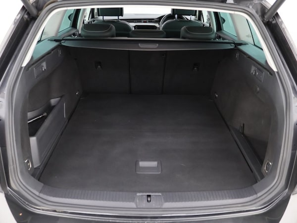 Used Volkswagen Passat 2021 for sale - 76301020: Photo 28