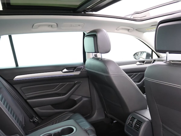 Used Volkswagen Passat 2021 for sale - 76301020: Photo 2