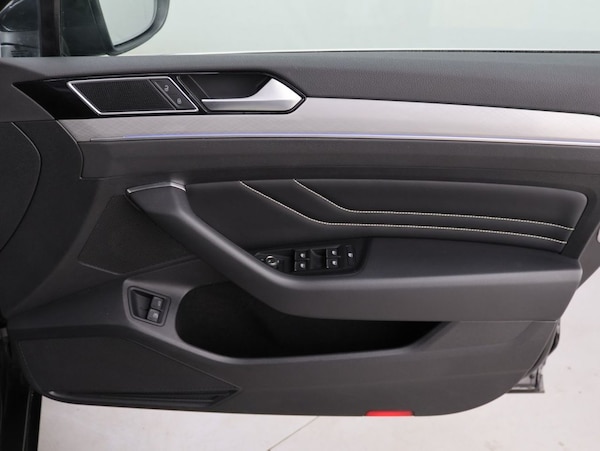 Used Volkswagen Passat 2021 for sale - 76301020: Photo 30