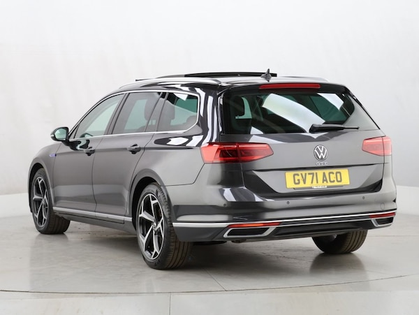 Used Volkswagen Passat 2021 for sale - 76301020: Photo 9