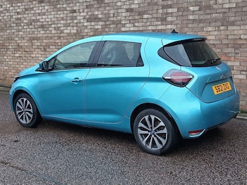 Used Renault Zoe 2021 for sale - 76973417: Photo