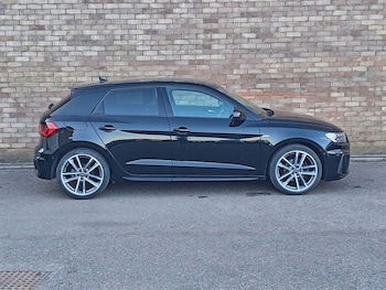 Used Audi A1 2019 for sale - 77945394: Photo