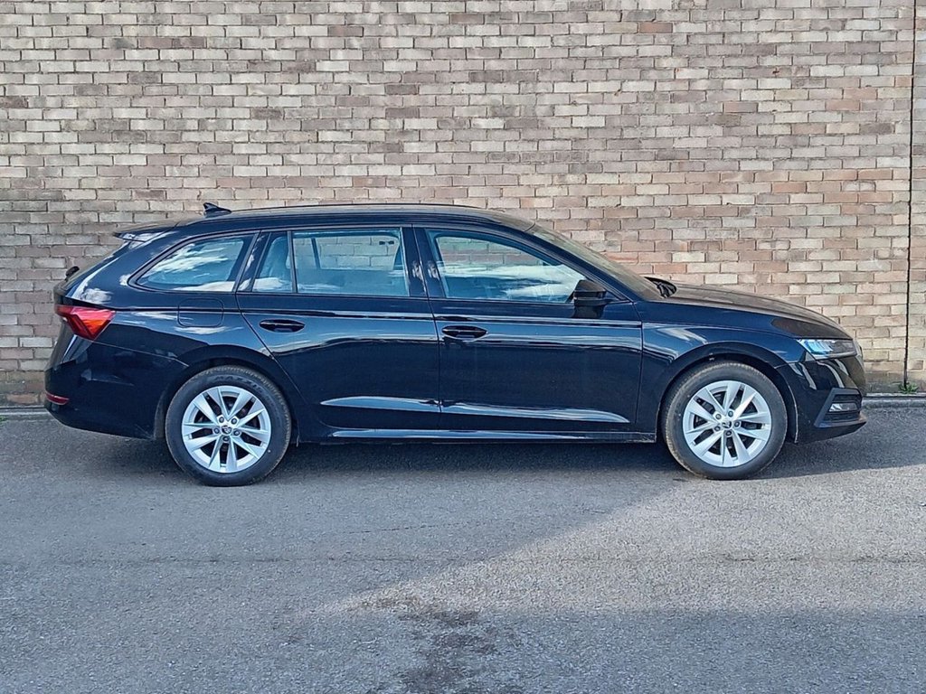 Used Skoda Octavia 2022 for sale - 77849795: Photo 2