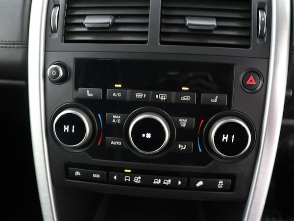 Used Land Rover Discovery Sport 2017 for sale - 76301030: Photo 14