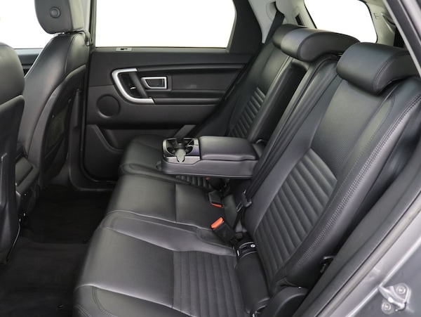 Used Land Rover Discovery Sport 2017 for sale - 76301030: Photo 23