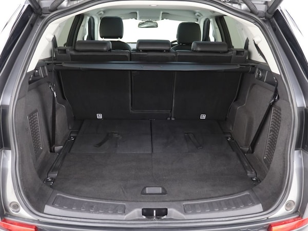 Used Land Rover Discovery Sport 2017 for sale - 76301030: Photo 28