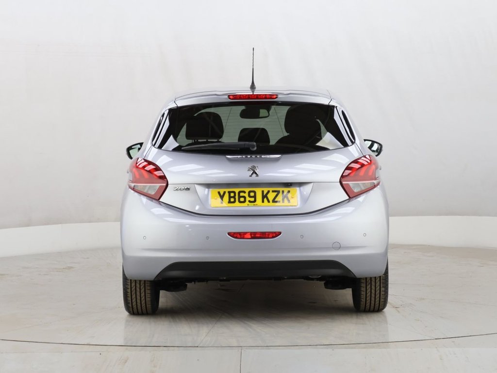 Used Peugeot 208 2019 for sale - 76453964: Photo 9