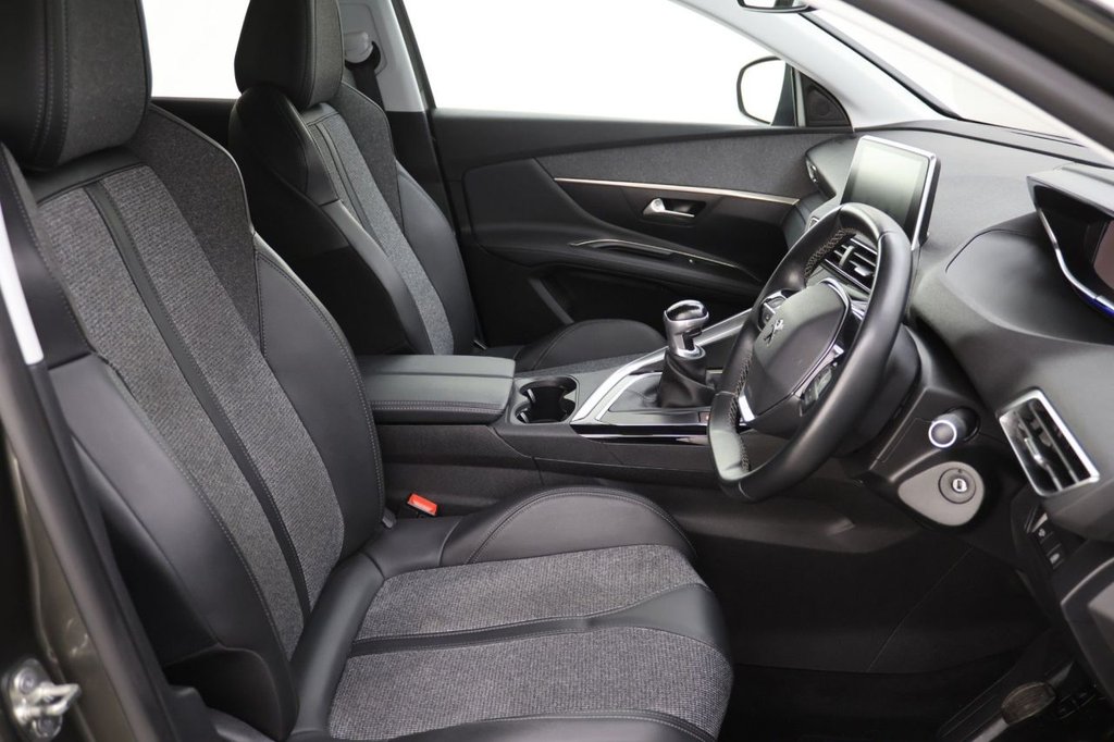 Used Peugeot 3008 2019 for sale - 76665803: Photo 12