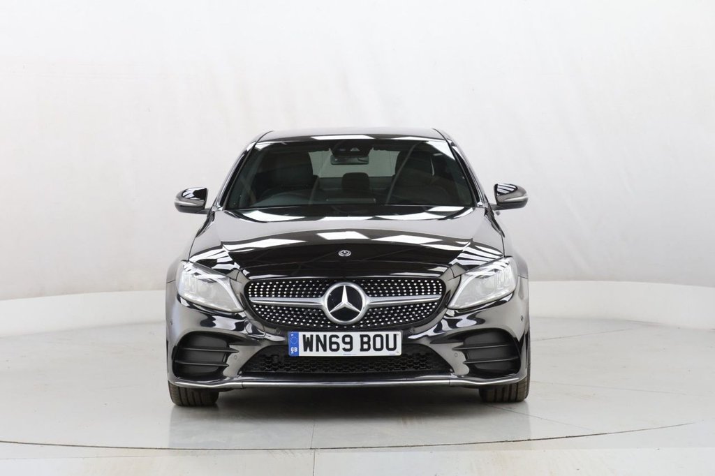 Used Mercedes-Benz C Class 2019 for sale - 77583000: Photo 3