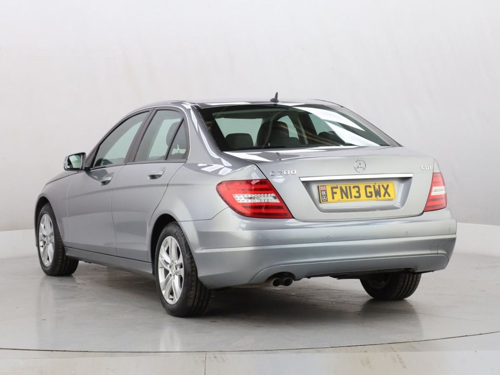 Used Mercedes-Benz C Class 2013 for sale - 77719727: Photo 7