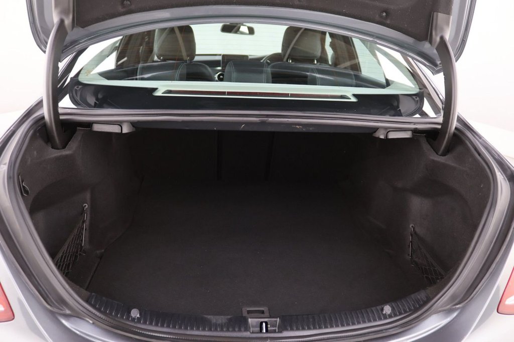 Used Mercedes-Benz C Class 2018 for sale - 77241590: Photo 25