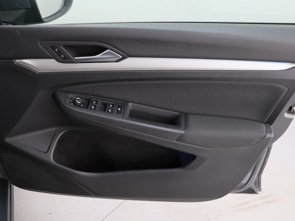 Used Volkswagen Golf 2021 for sale - 76797631: Photo 26