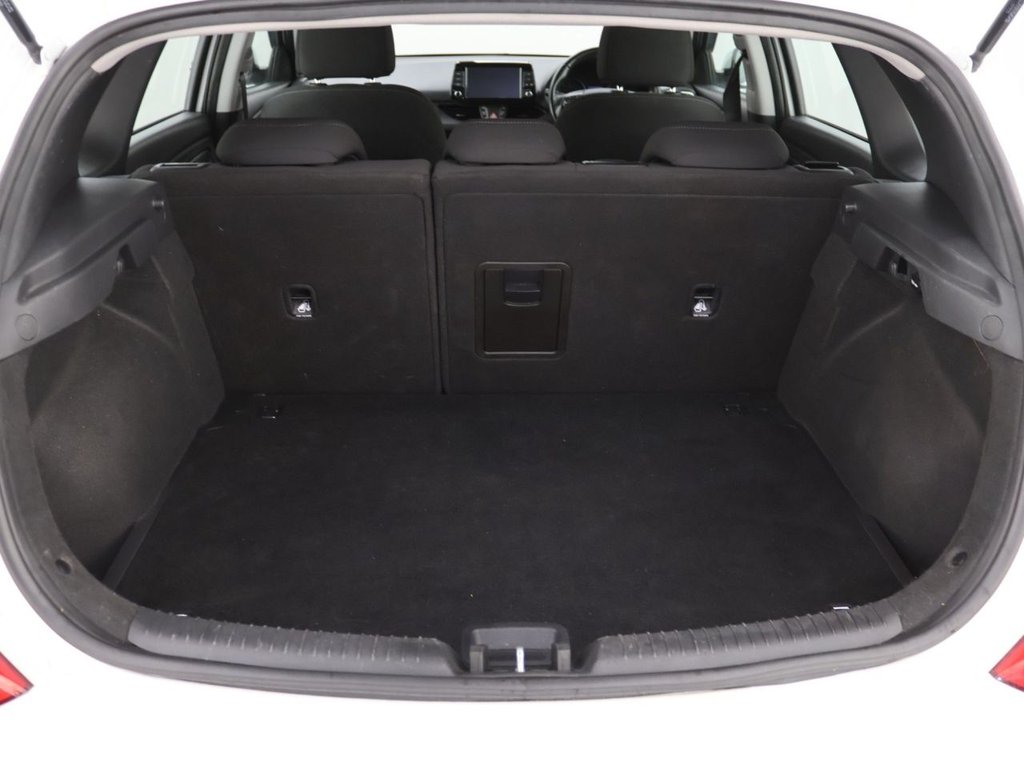 Used Hyundai i30 2017 for sale - 77680520: Photo 25