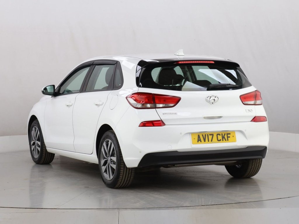 Used Hyundai i30 2017 for sale - 77680520: Photo 7