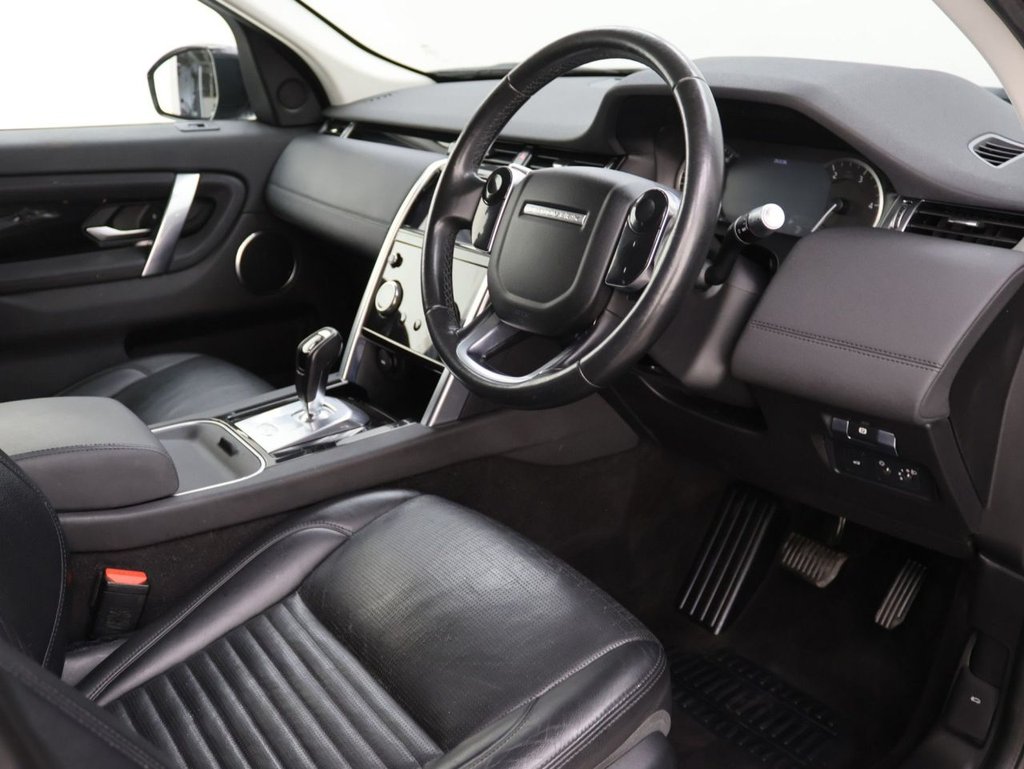 Used Land Rover Discovery Sport 2020 for sale - 77680207: Photo 6