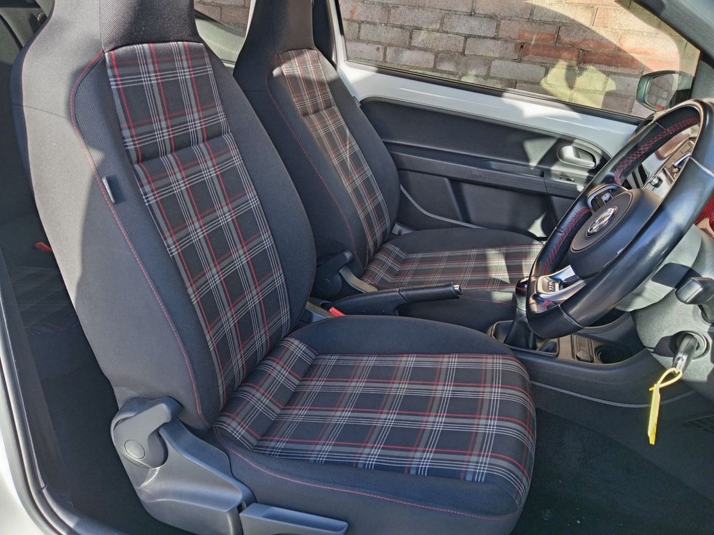 Used Volkswagen up! 2018 for sale - 77048992: Photo 5