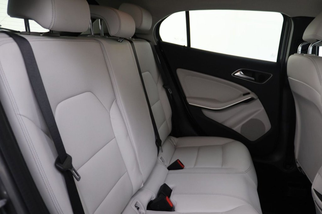 Used Mercedes-Benz GLA 2018 for sale - 78069016: Photo 3