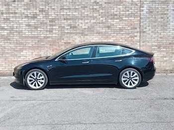 Used Tesla Model 3 2020 for sale - 79370319: Photo