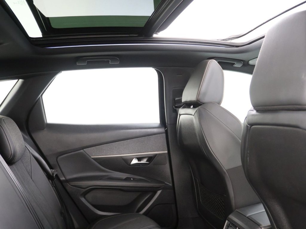 Used Peugeot 3008 2020 for sale - 76900417: Photo 2