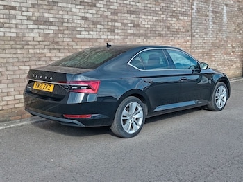 Used Skoda Superb 2021 for sale - 76132472: Photo 3