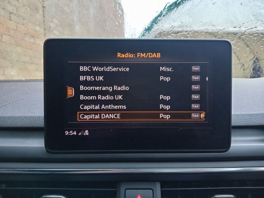 Used Audi A4 Avant 2018 for sale - 77477802: Photo 10