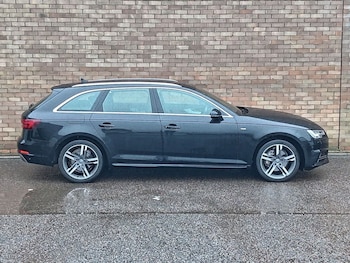 Used Audi A4 Avant 2018 for sale - 77477802: Photo