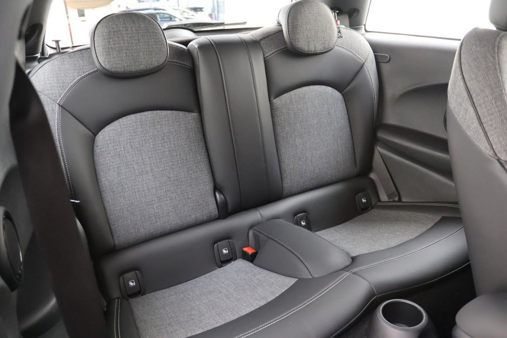 Used MINI Hatch 2021 for sale - 76542201: Photo 17