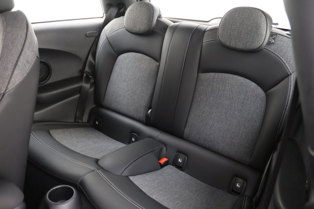 Used MINI Hatch 2021 for sale - 76542201: Photo 21